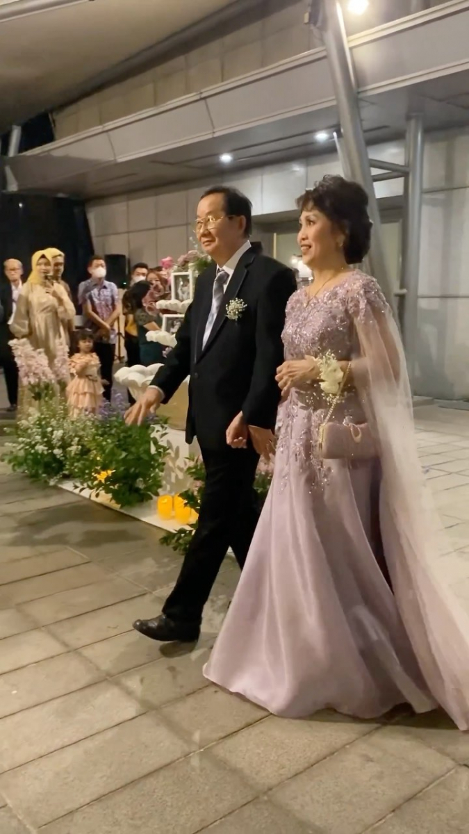 Custom Family In Purple. The Wedding Of 