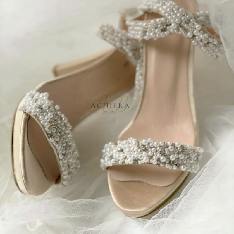 Dress Up Your Wedding Shoes With Pearls 
